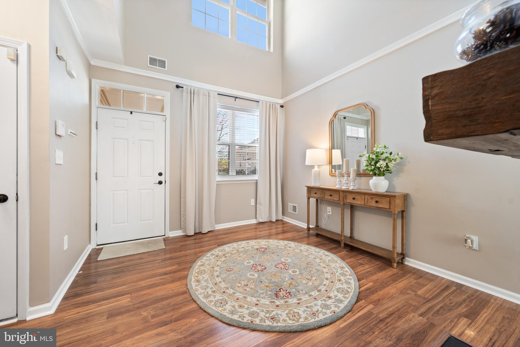 8 SCARLET OAK DRIVE