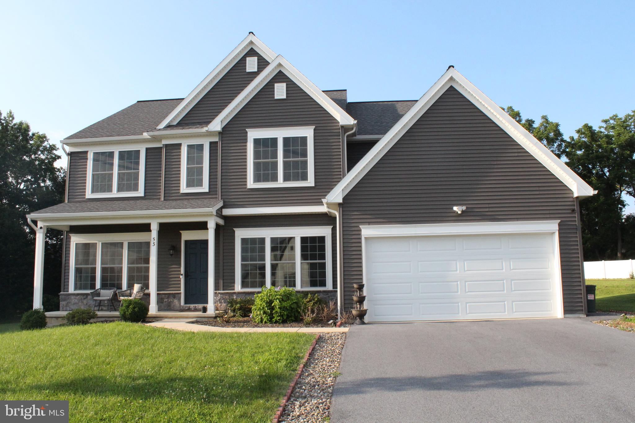 53 CREEKSIDE DRIVE