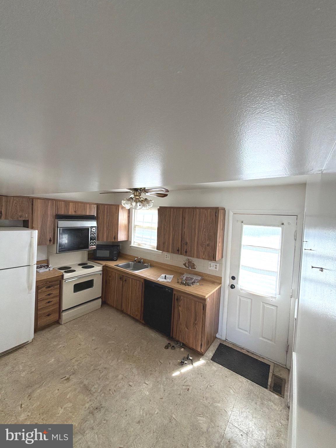 ELVATON TOWNE CONDO - Residential