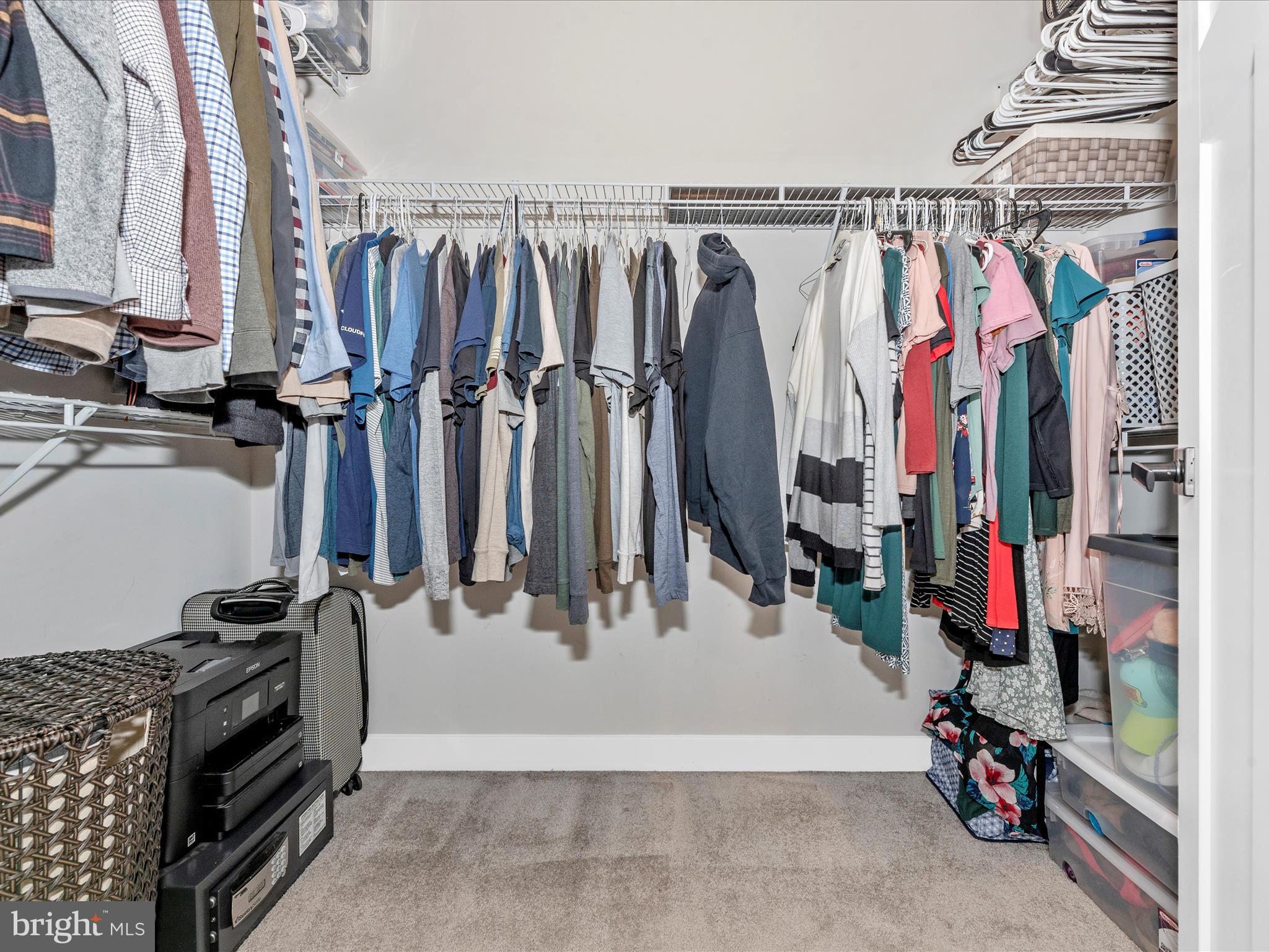 LAKE LINGANORE TOWN CENTER - Residential