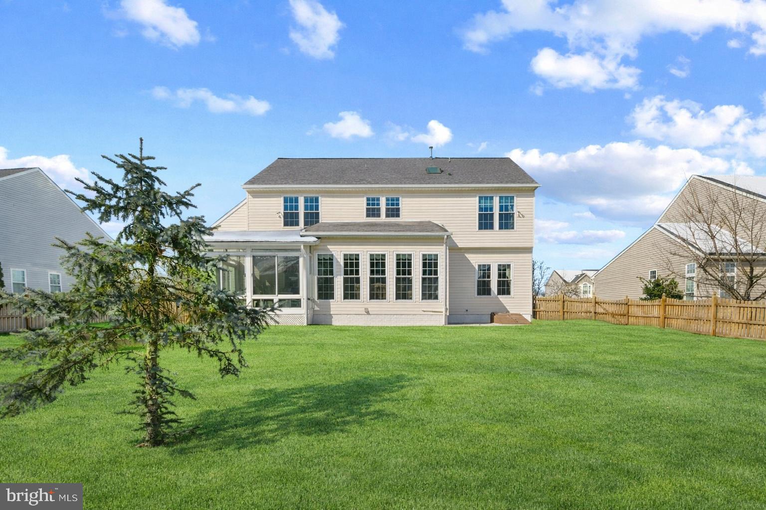 PERRY HALL FARMS - Residential