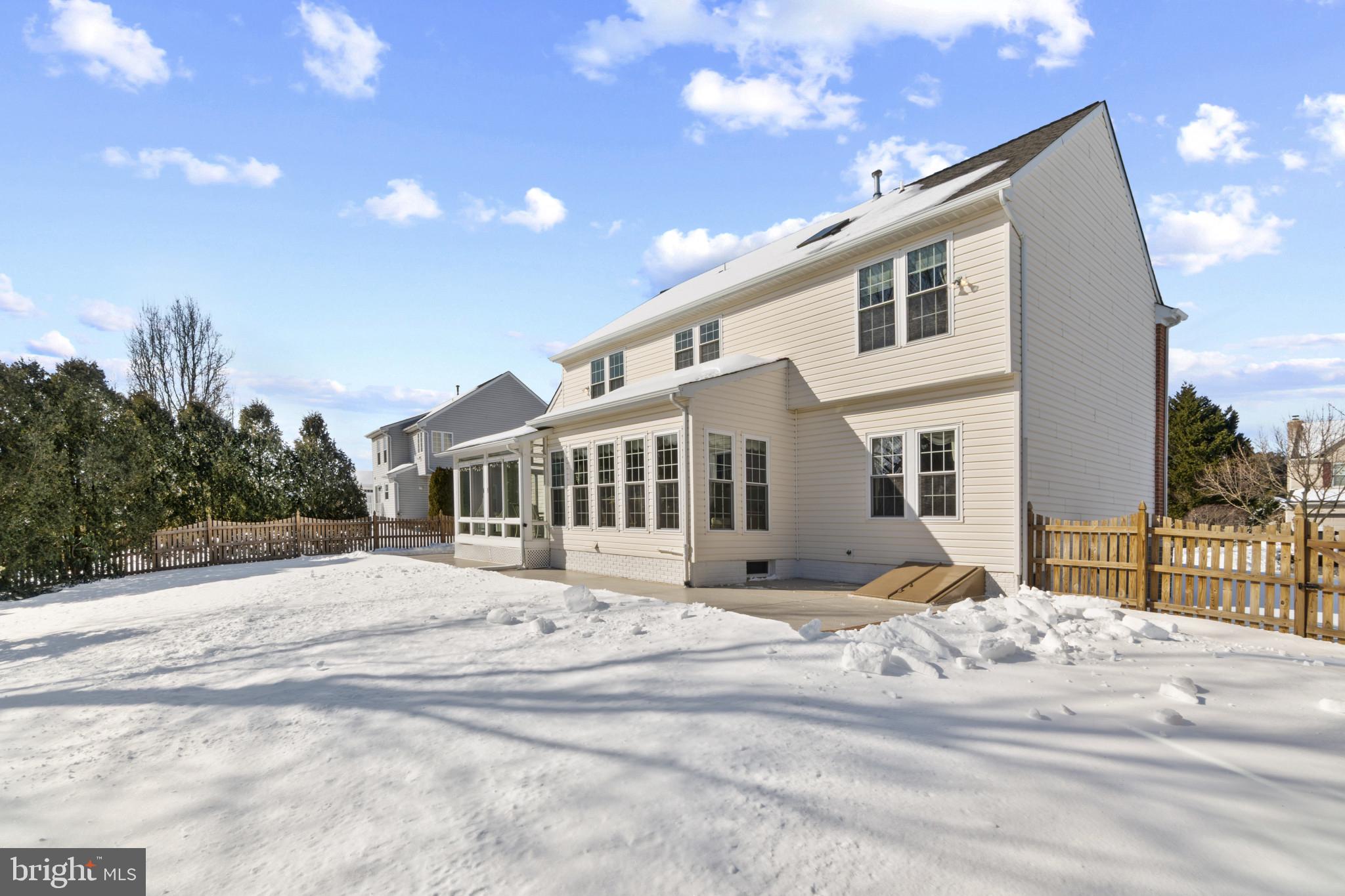 PERRY HALL FARMS - Residential