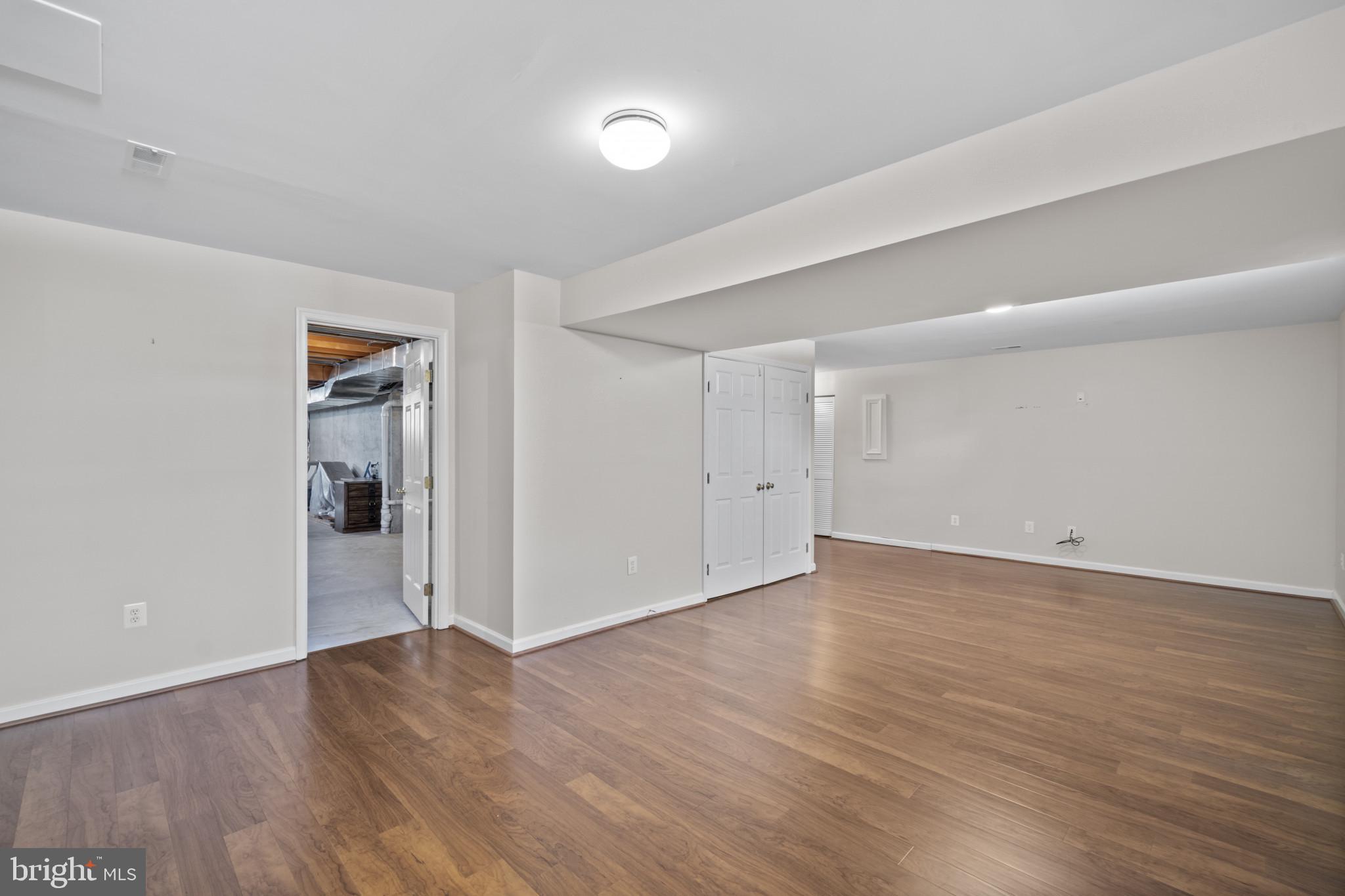 PERRY HALL FARMS - Residential