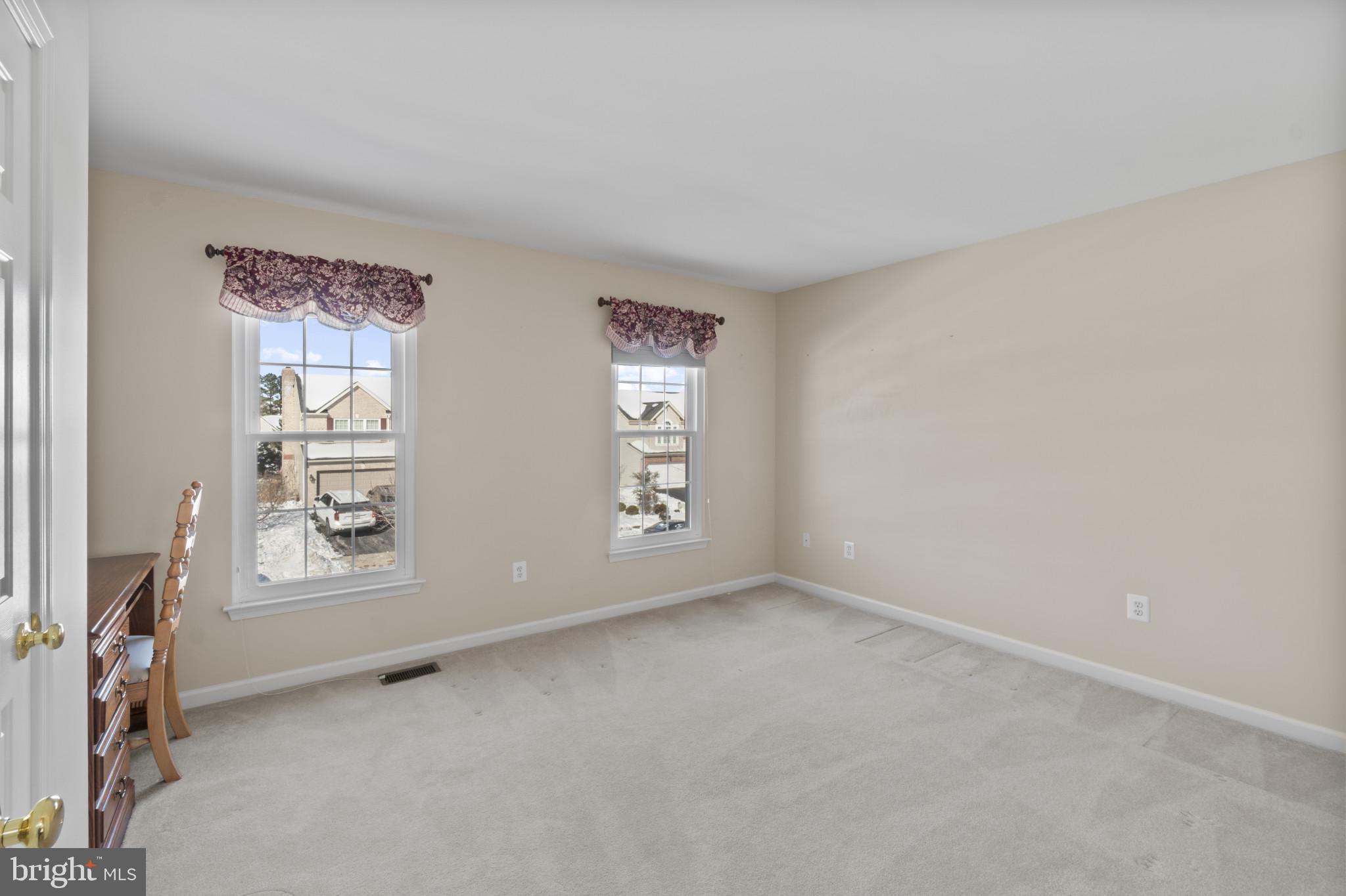 PERRY HALL FARMS - Residential