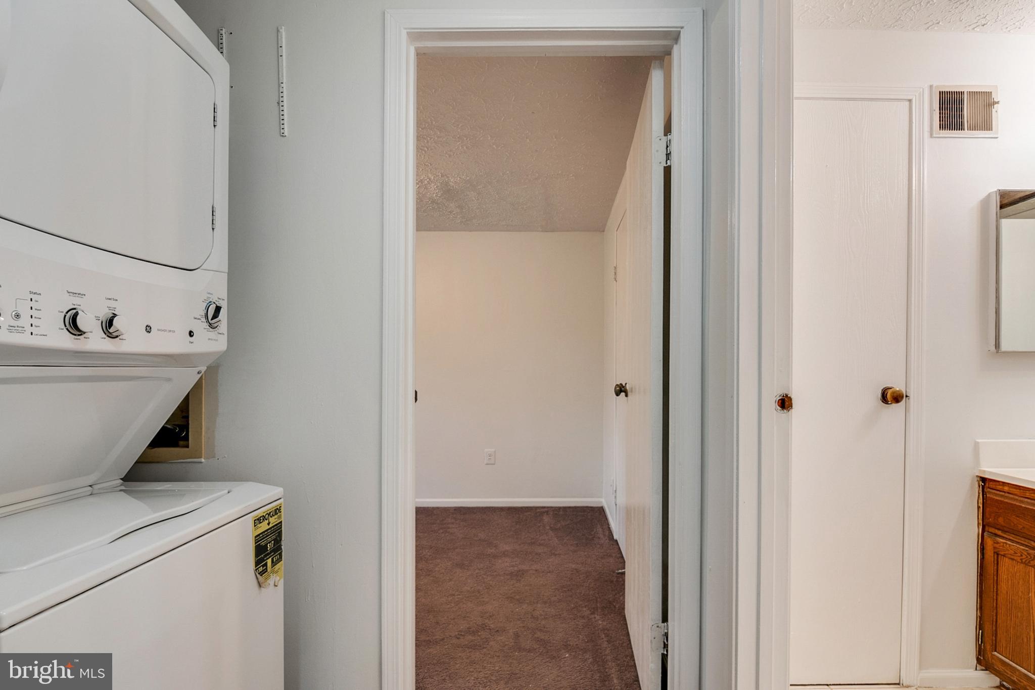 CHURCHILL TOWN SECTOR - Residential