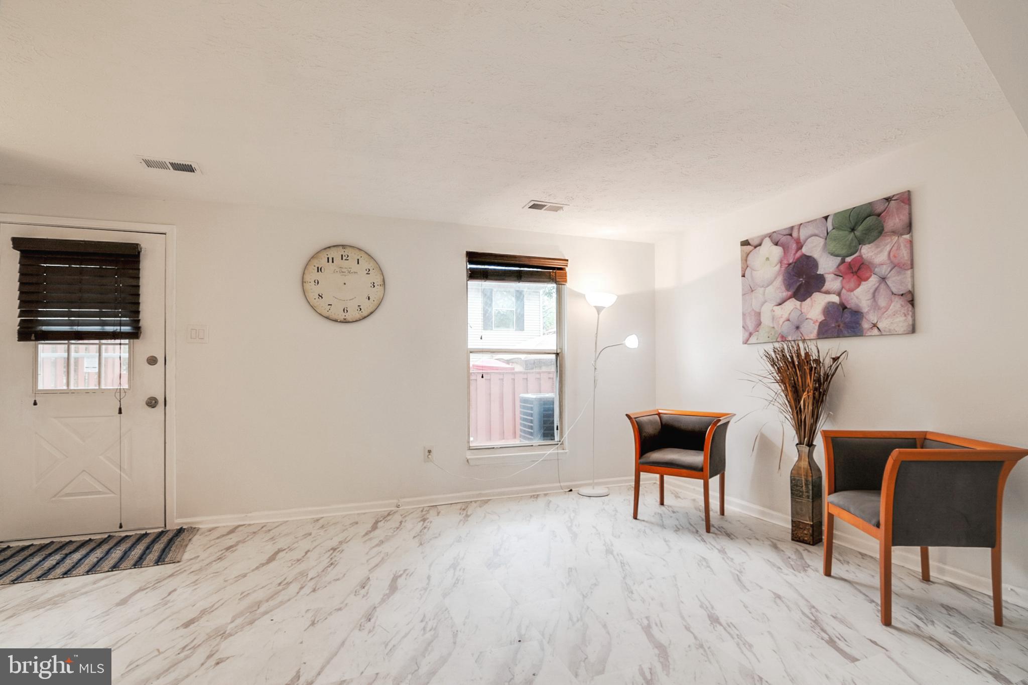 CHURCHILL TOWN SECTOR - Residential