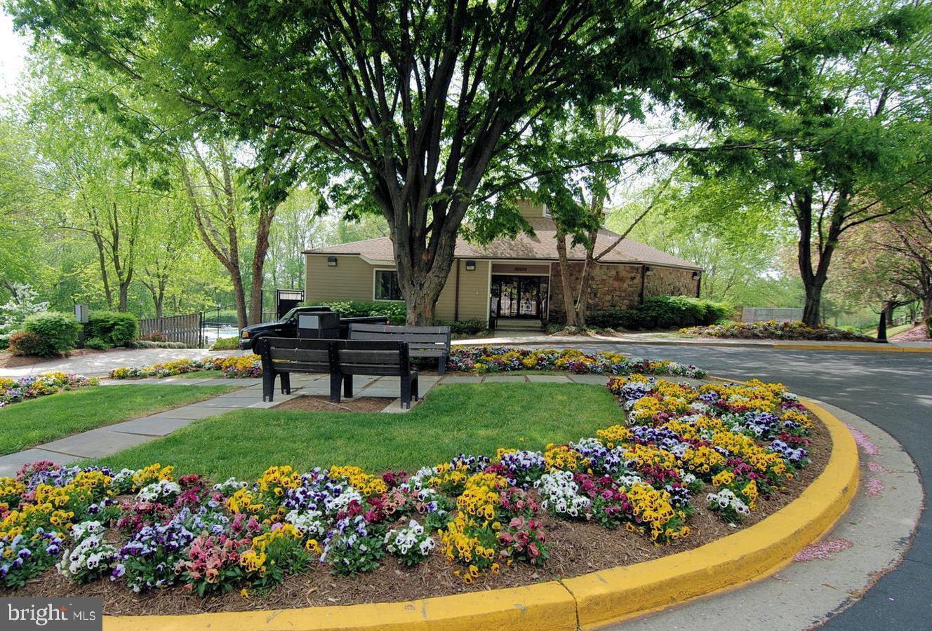 CHURCHILL TOWN SECTOR - Residential