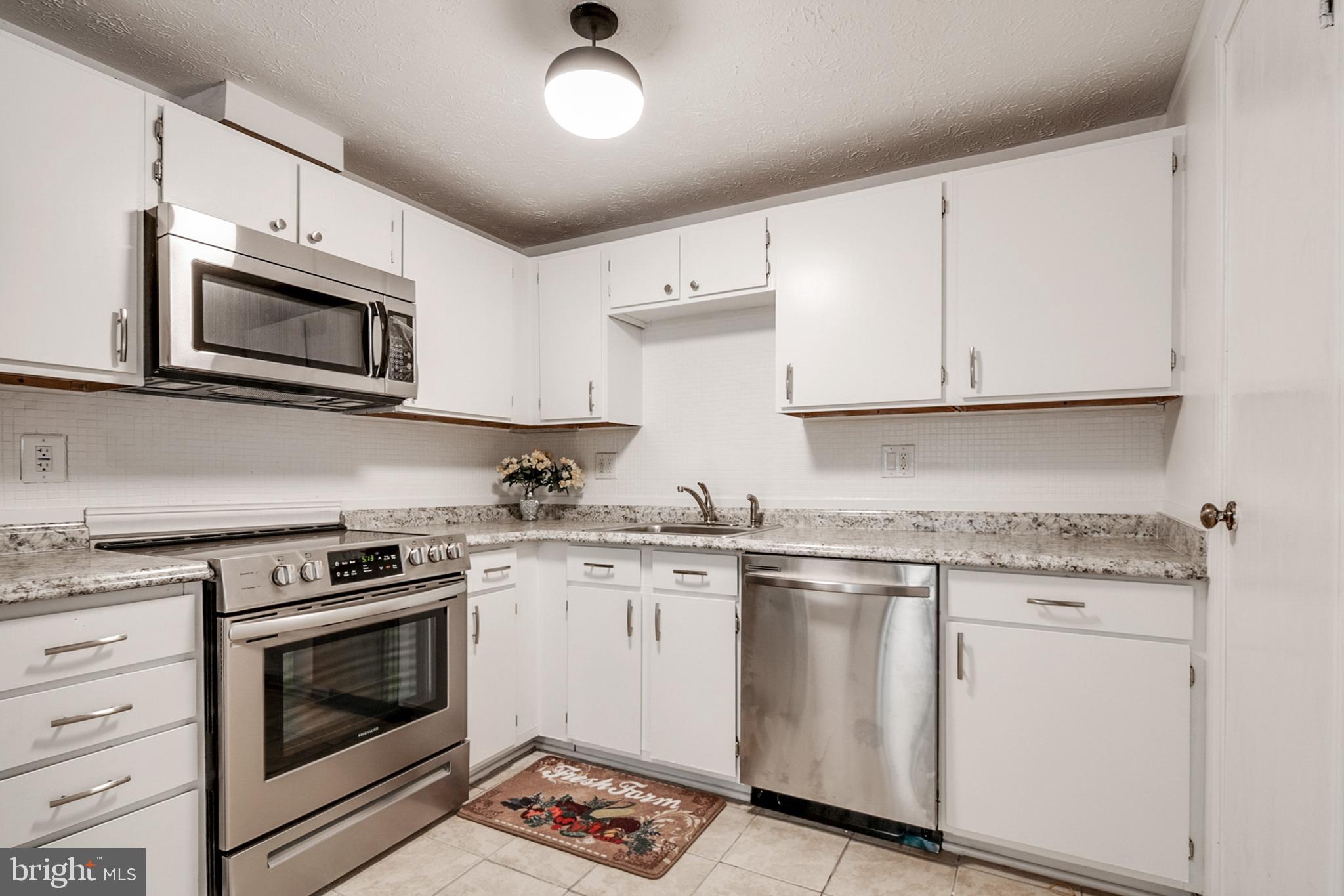 CHURCHILL TOWN SECTOR - Residential