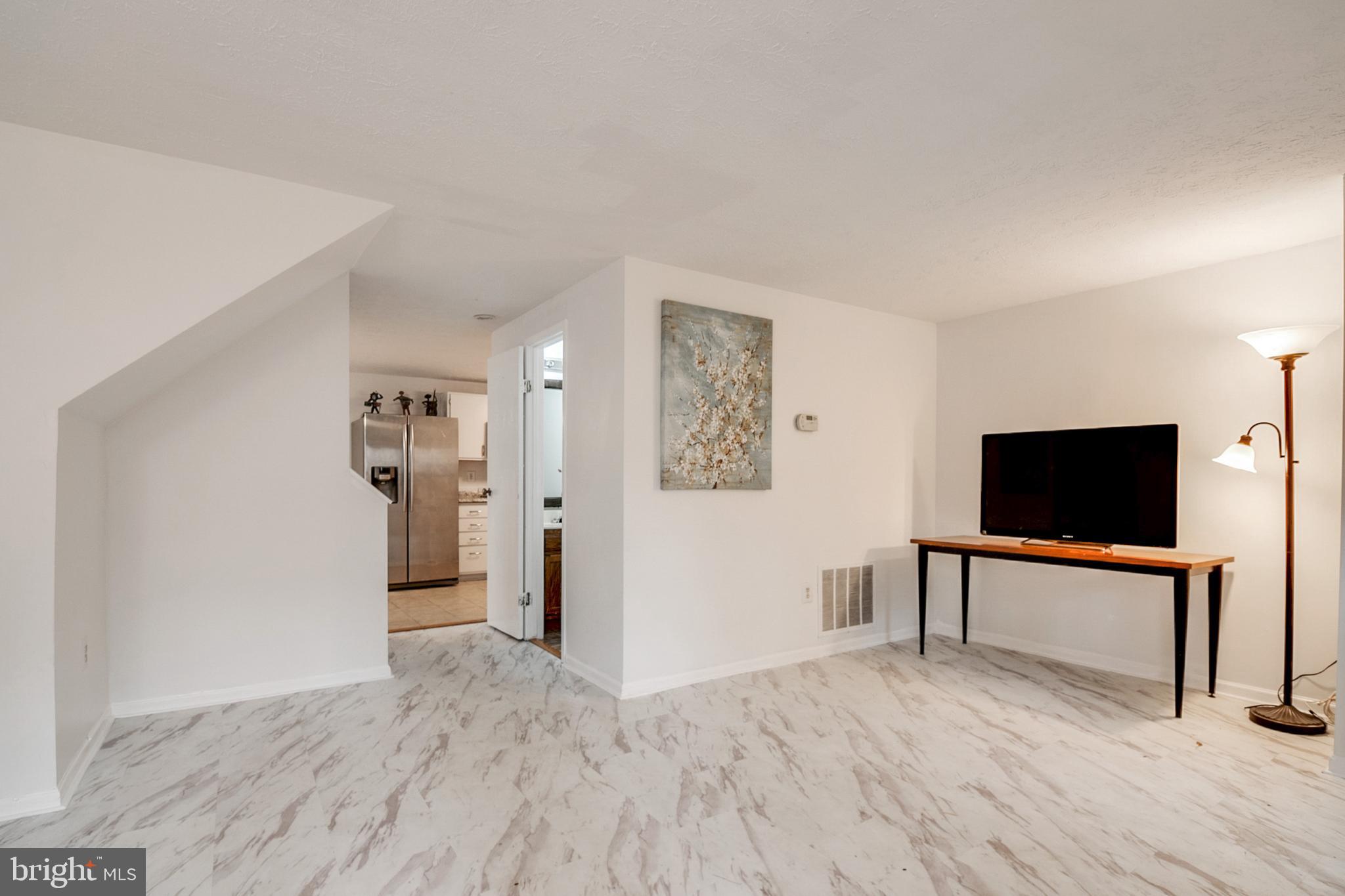 CHURCHILL TOWN SECTOR - Residential