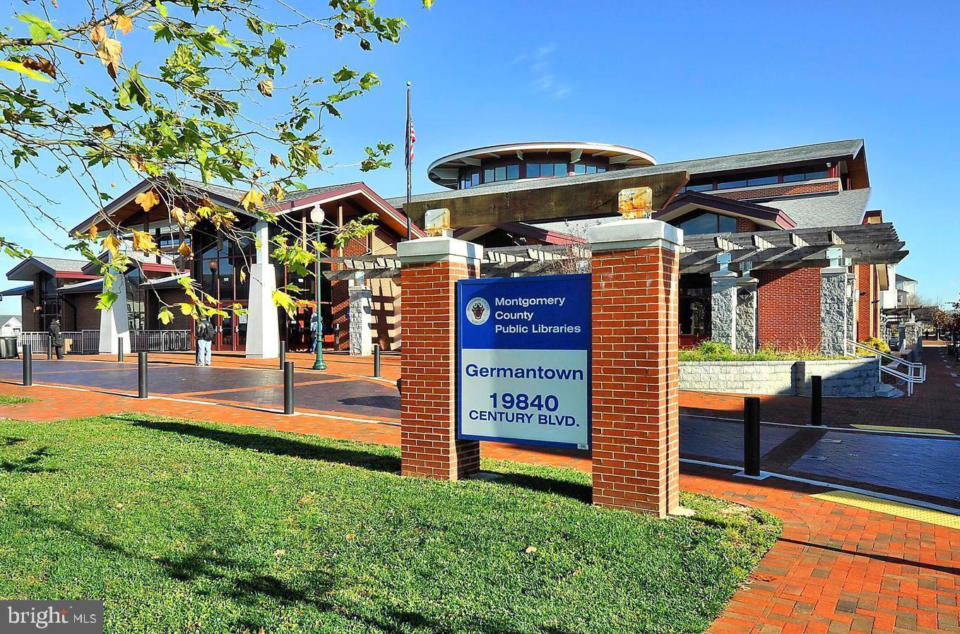 CHURCHILL TOWN SECTOR - Residential