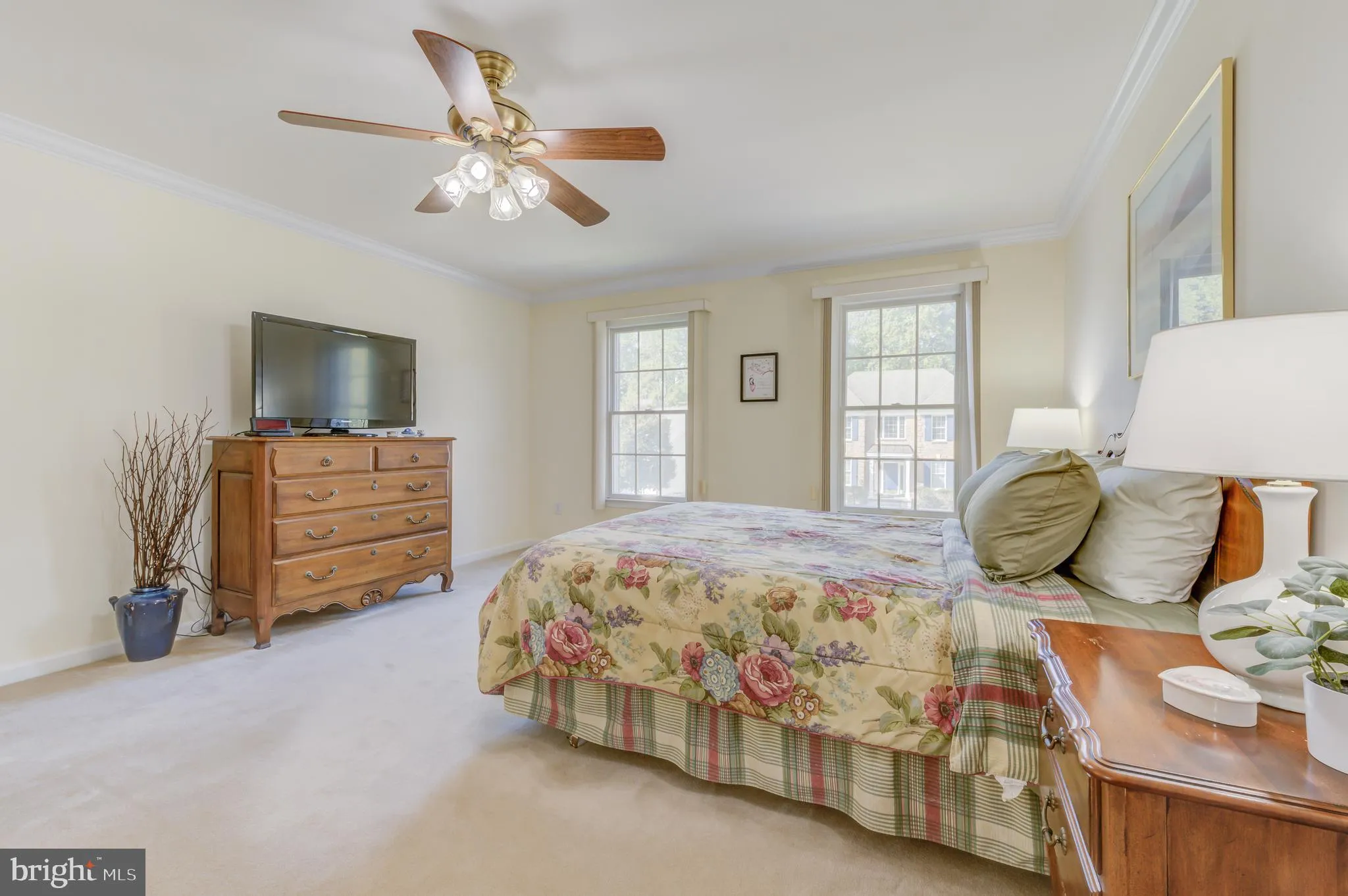 Princeton, New Jersey 08540, United States, 5 Bedrooms Bedrooms, ,3 BathroomsBathrooms,Residential,Contingent,216402