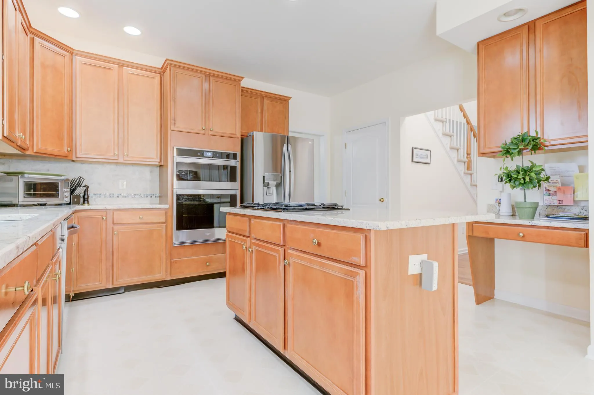 Princeton, New Jersey 08540, United States, 5 Bedrooms Bedrooms, ,3 BathroomsBathrooms,Residential,Contingent,216402