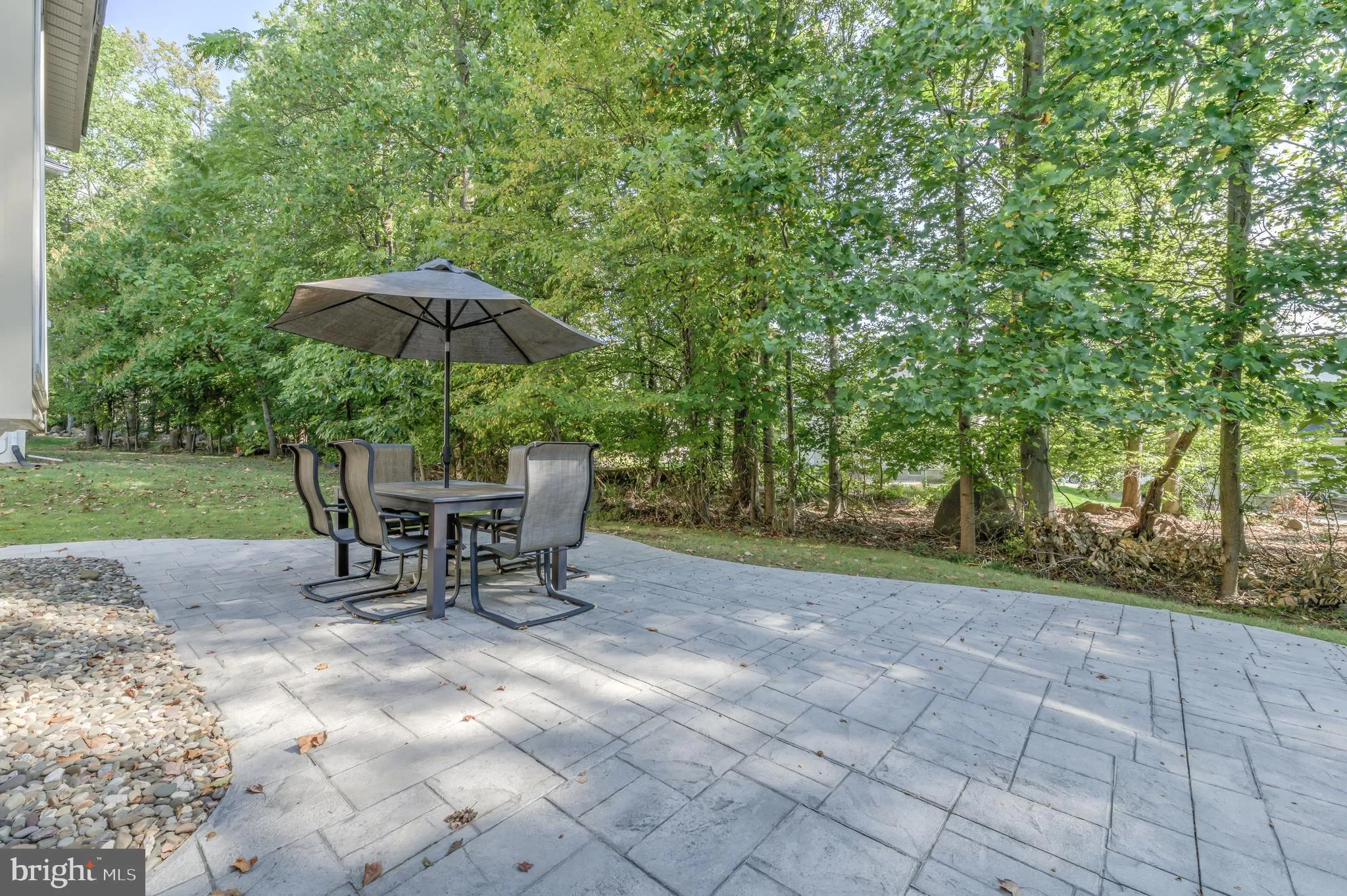 Princeton, New Jersey 08540, United States, 5 Bedrooms Bedrooms, ,3 BathroomsBathrooms,Residential,Contingent,216402