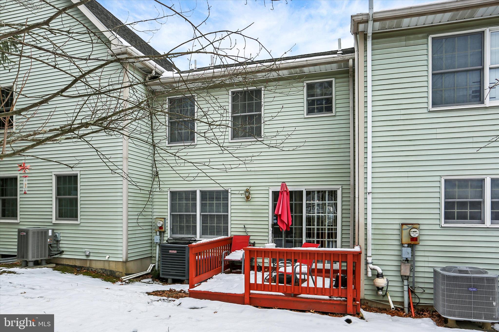 NORTHWOODS CROSSING - Residential