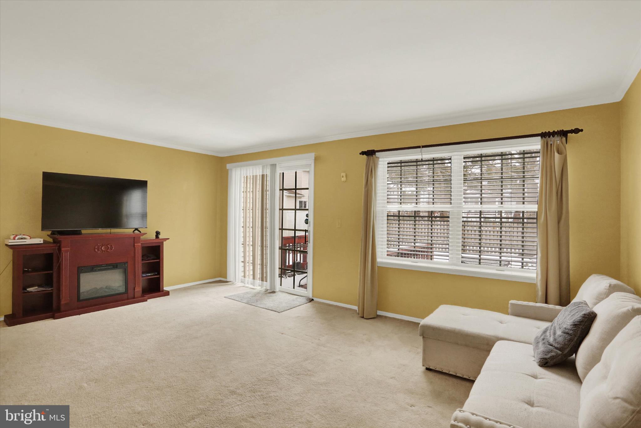 NORTHWOODS CROSSING - Residential