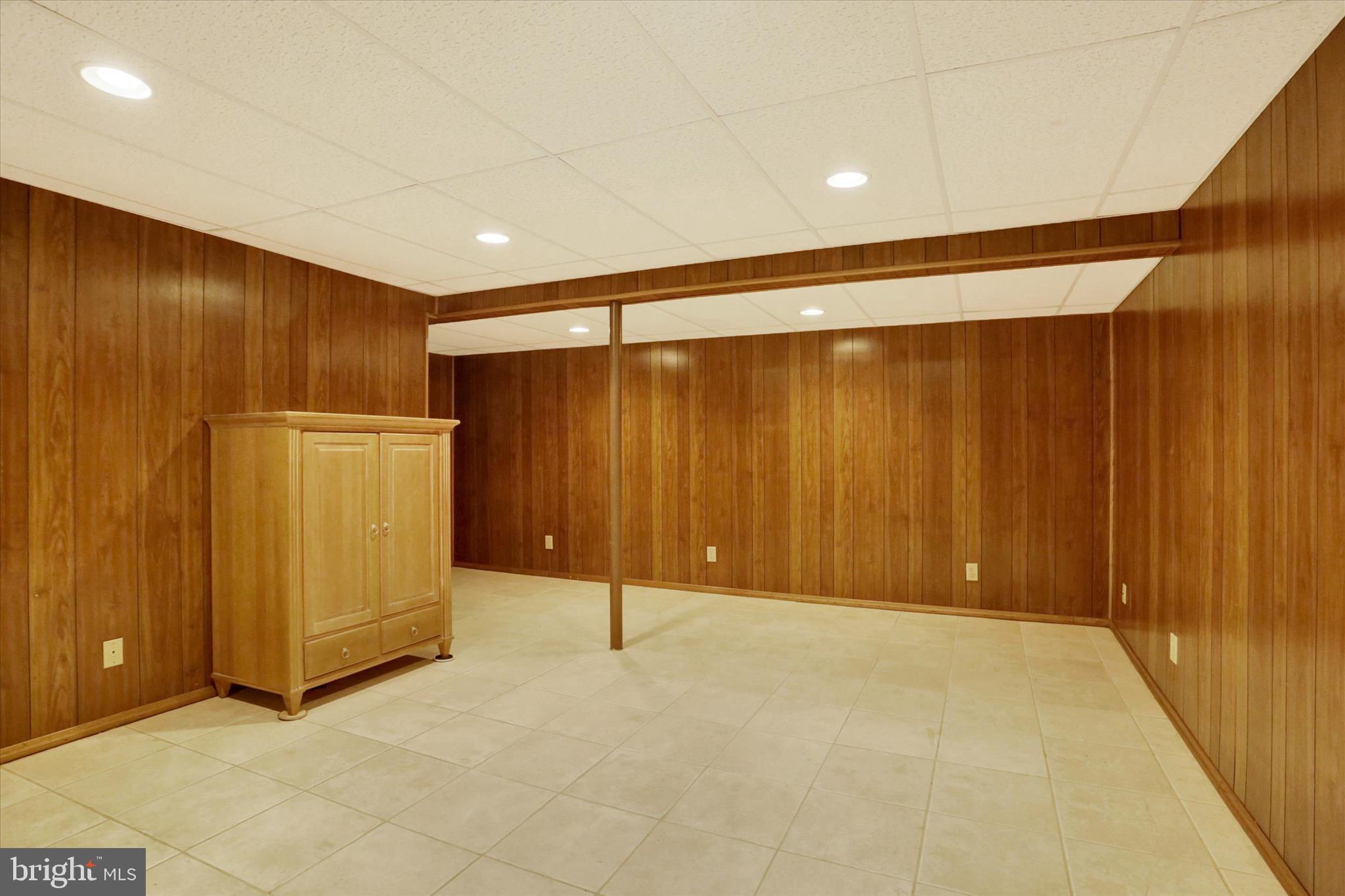 NORTHWOODS CROSSING - Residential