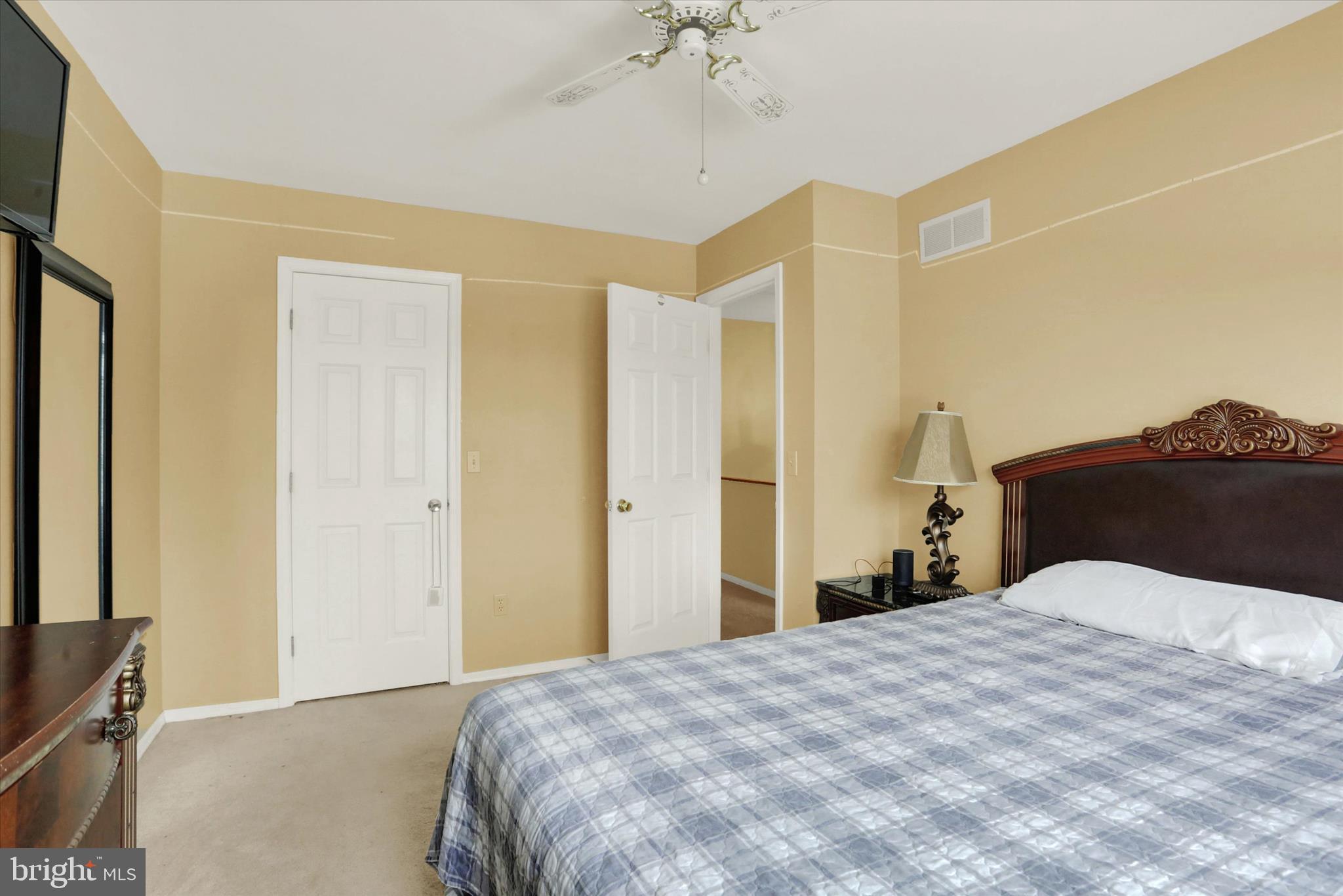 NORTHWOODS CROSSING - Residential