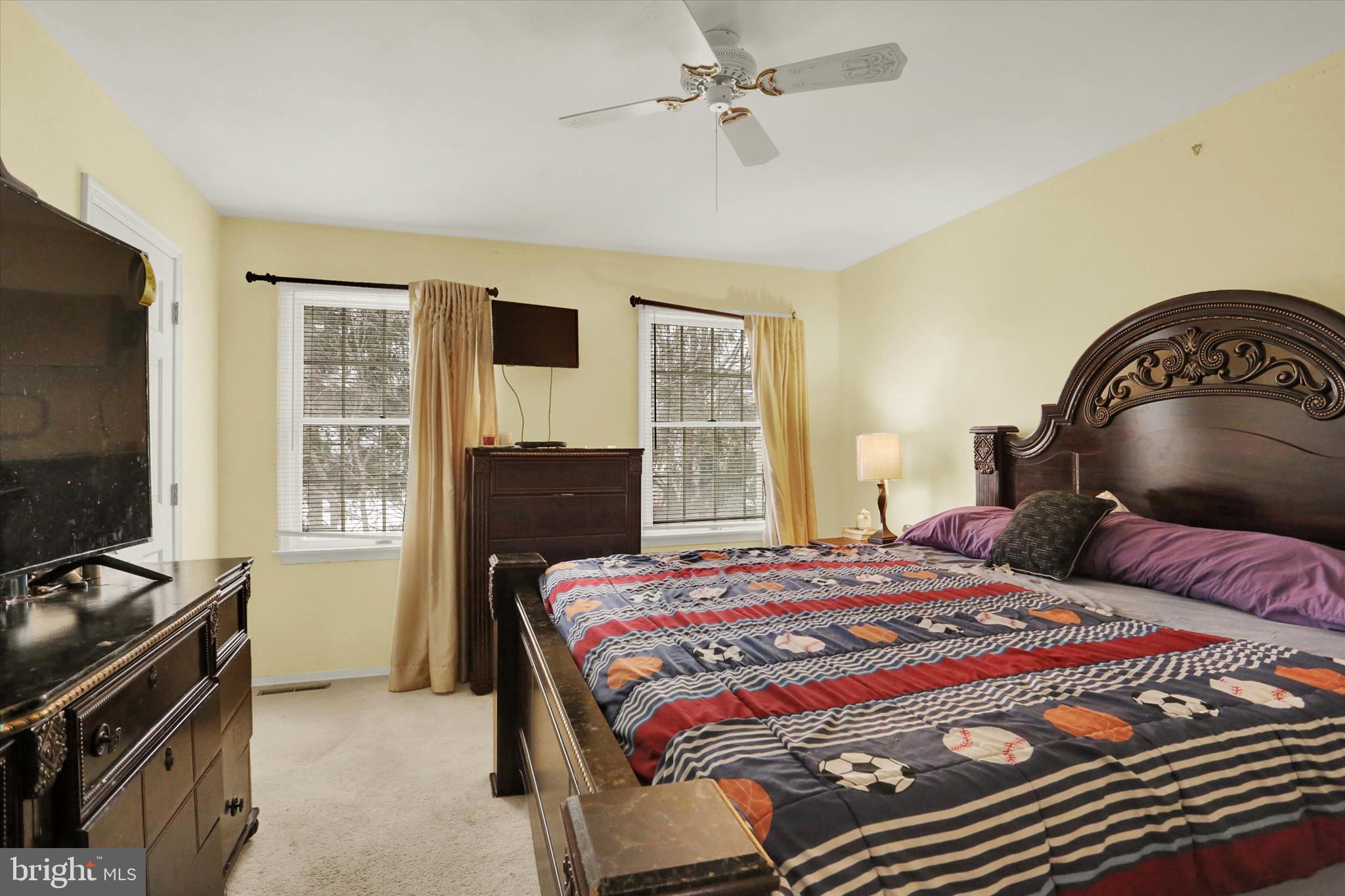 NORTHWOODS CROSSING - Residential