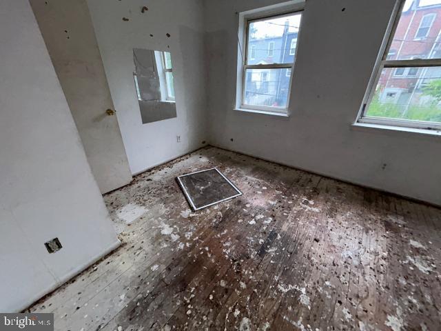 WEST BALTIMORE - Residential