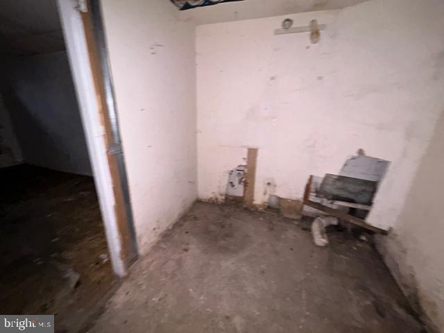 WEST BALTIMORE - Residential