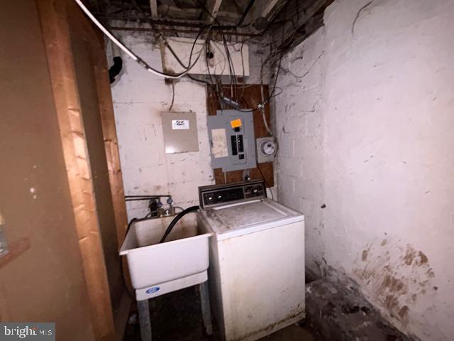 WEST BALTIMORE - Residential