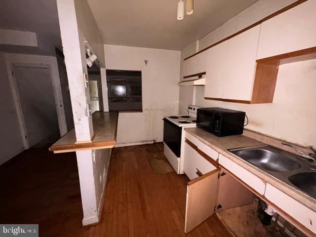 WEST BALTIMORE - Residential