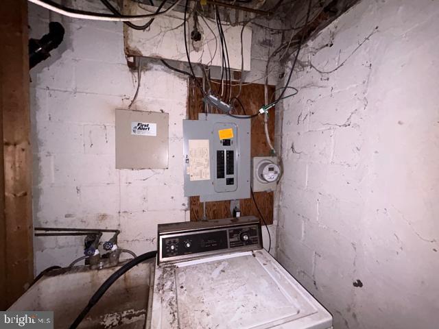 WEST BALTIMORE - Residential