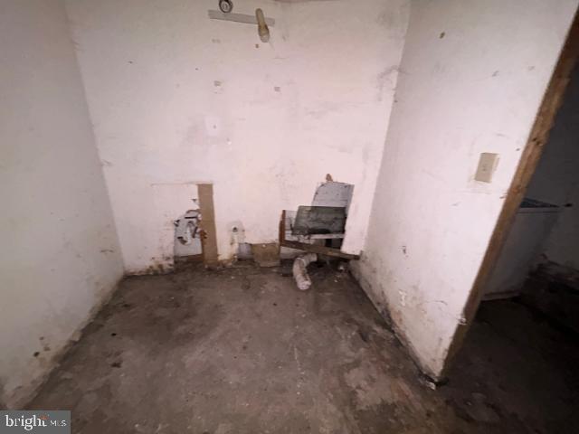 WEST BALTIMORE - Residential