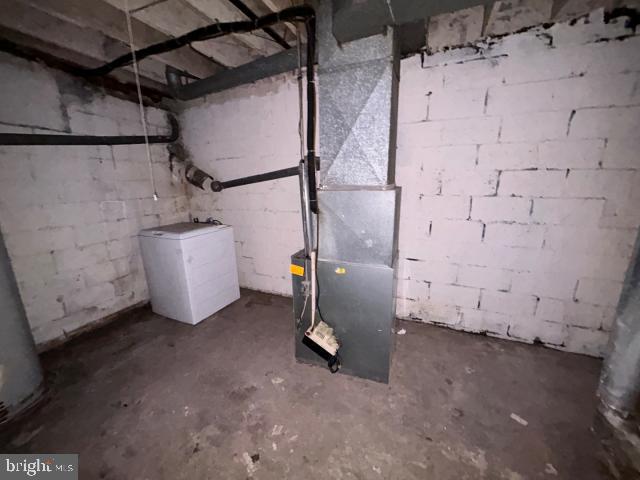 WEST BALTIMORE - Residential