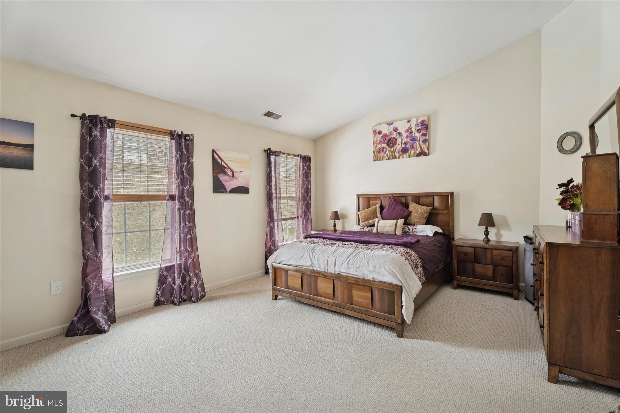 SUNNYBROOK - Residential