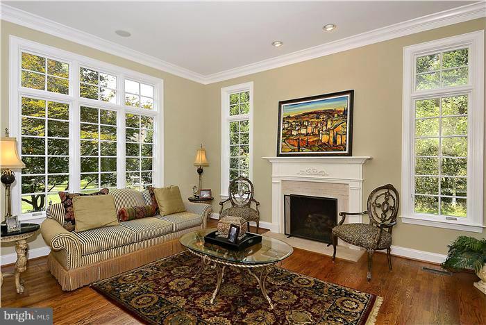 FALLS RUN - Residential