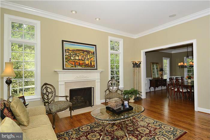 FALLS RUN - Residential