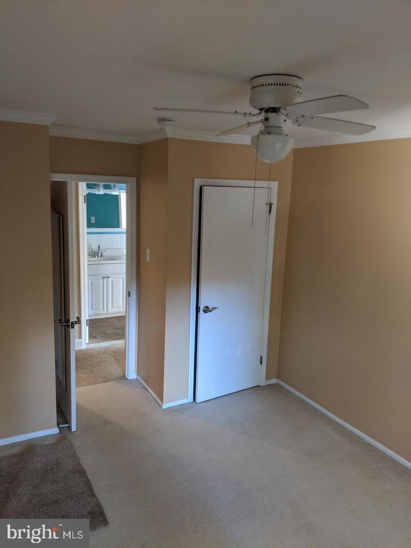 CHESTNUT GROVE - Residential Lease