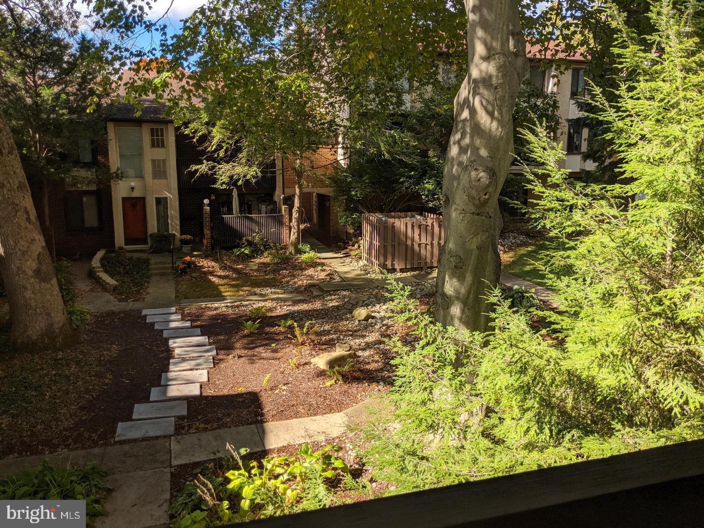 CHESTNUT GROVE - Residential Lease