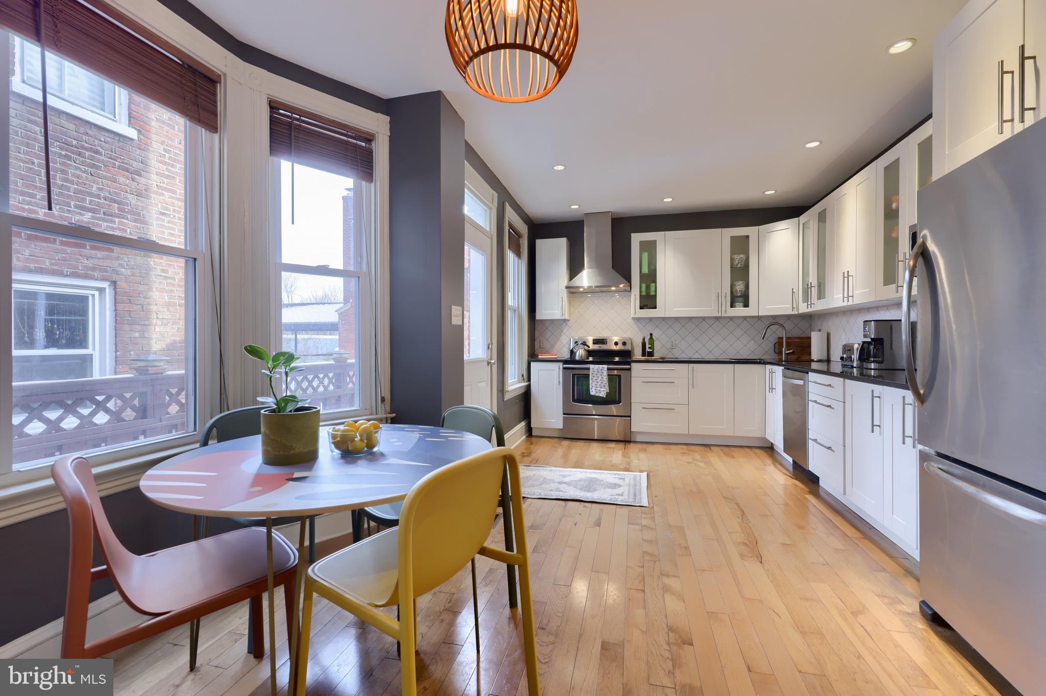 CHESTNUT HILL - Residential