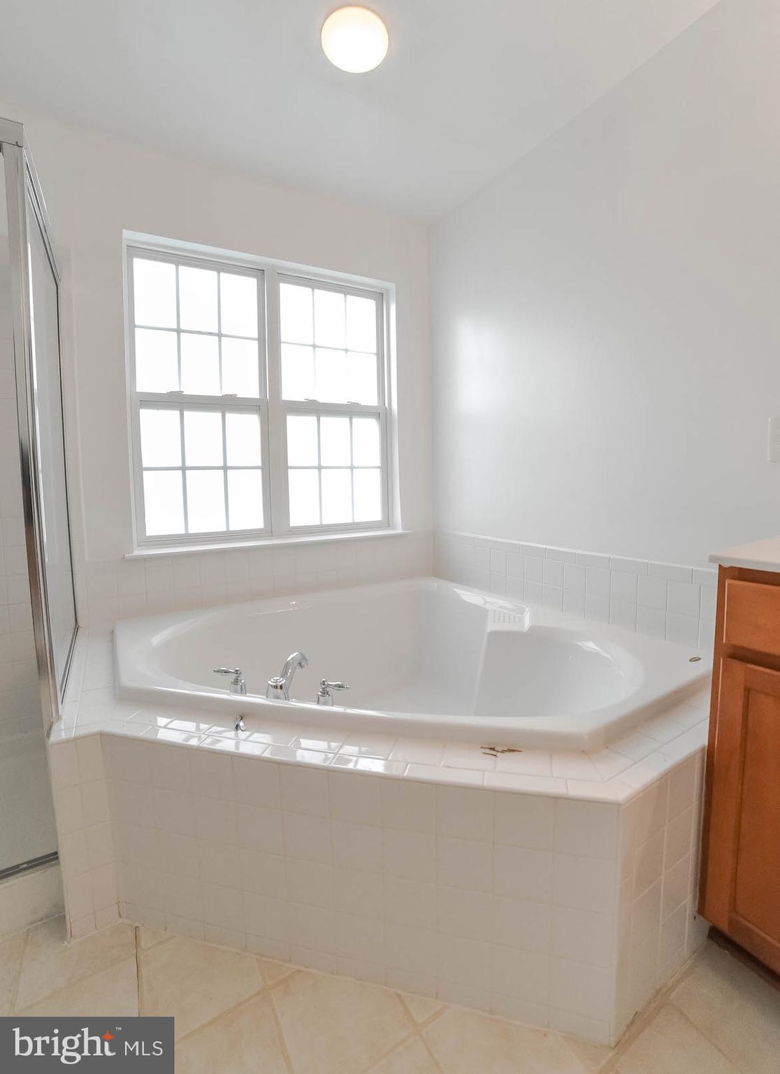 WESTBURY WEST - Residential Lease