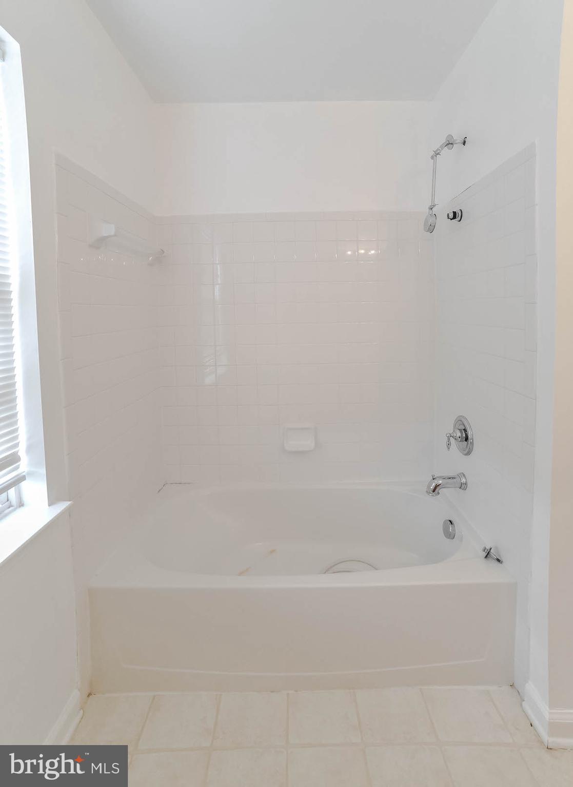 WESTBURY WEST - Residential Lease