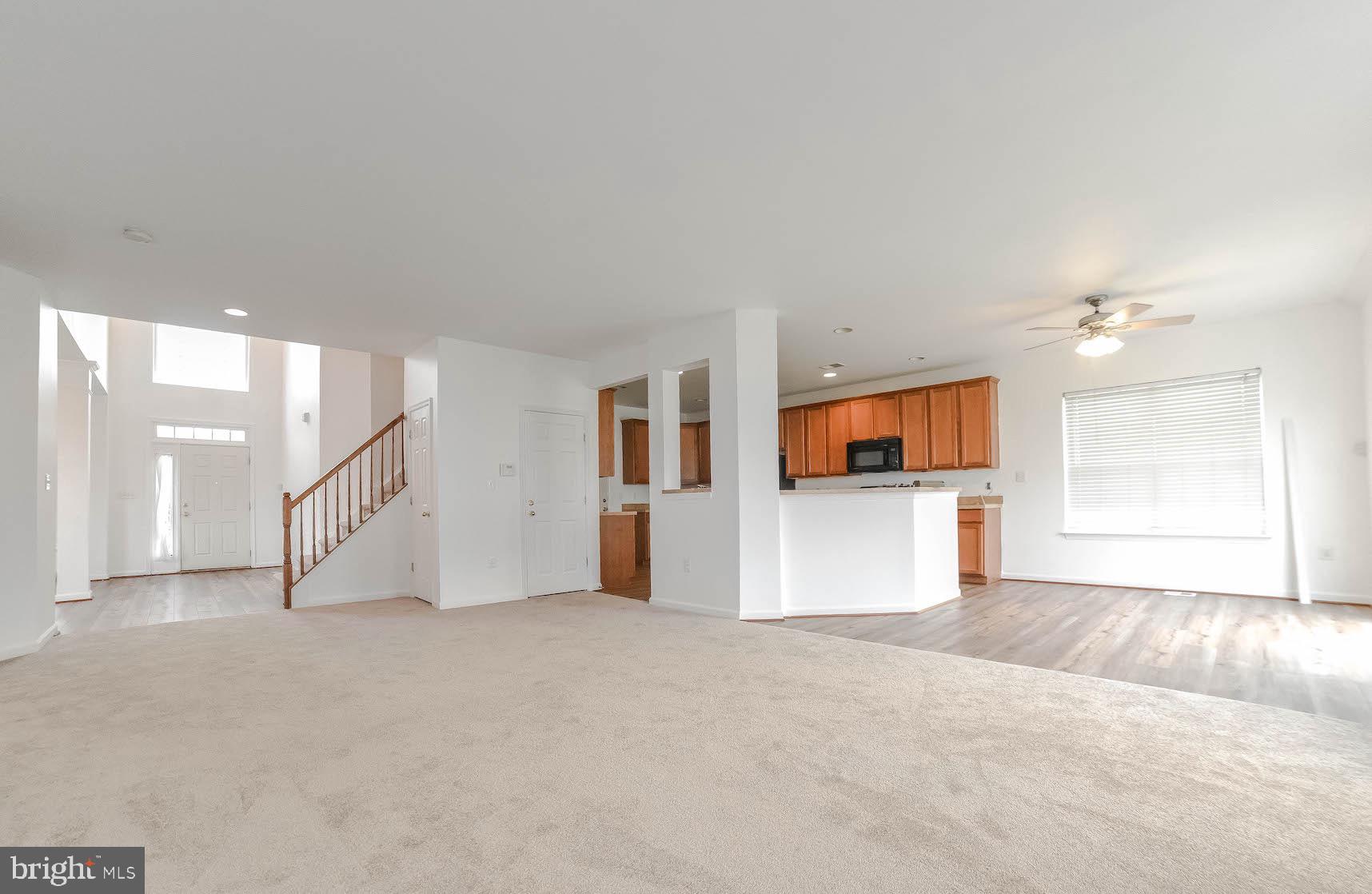 WESTBURY WEST - Residential Lease