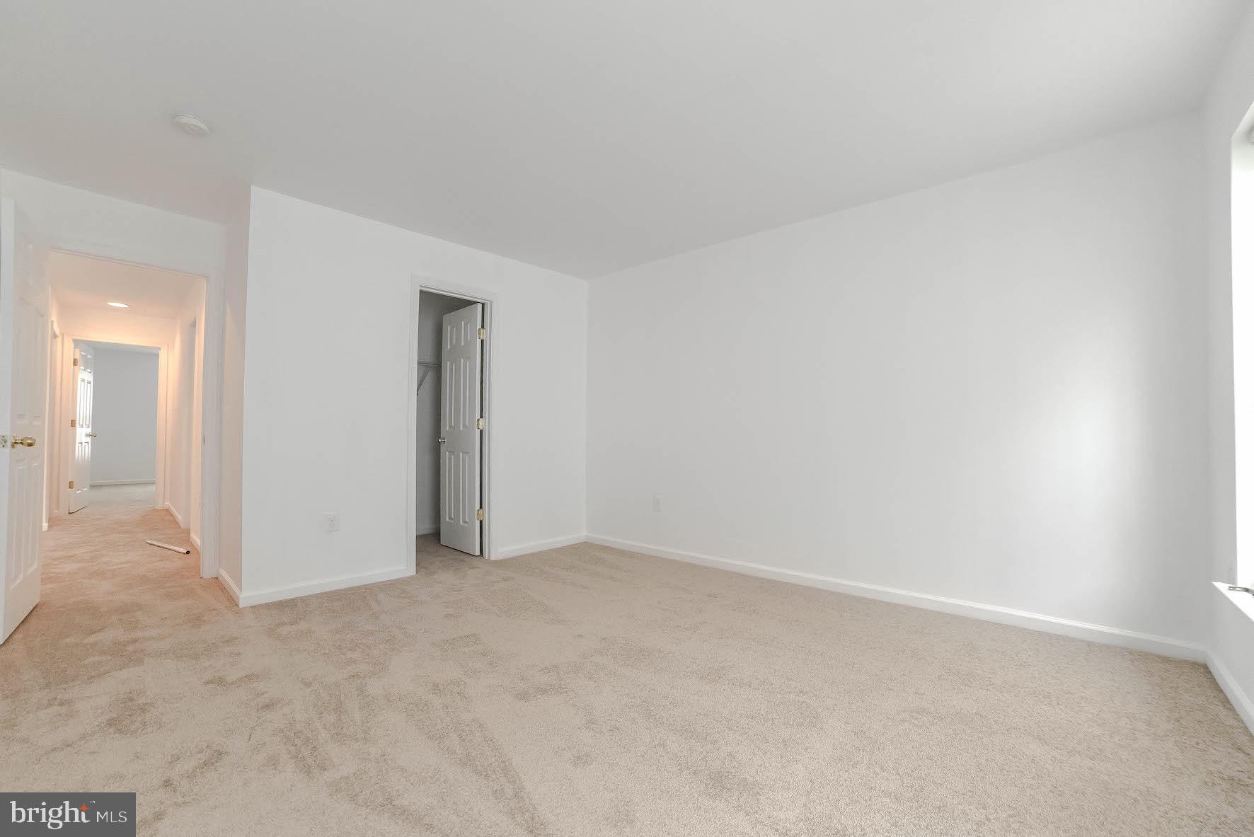 WESTBURY WEST - Residential Lease