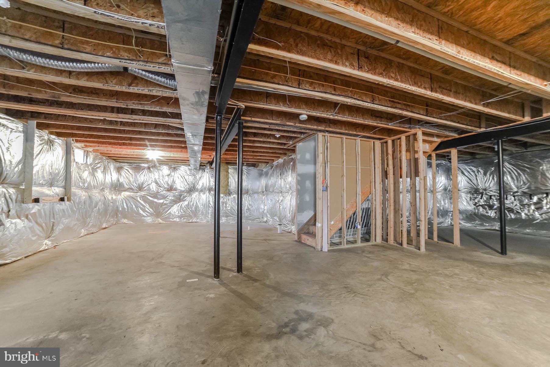 WESTBURY WEST - Residential Lease