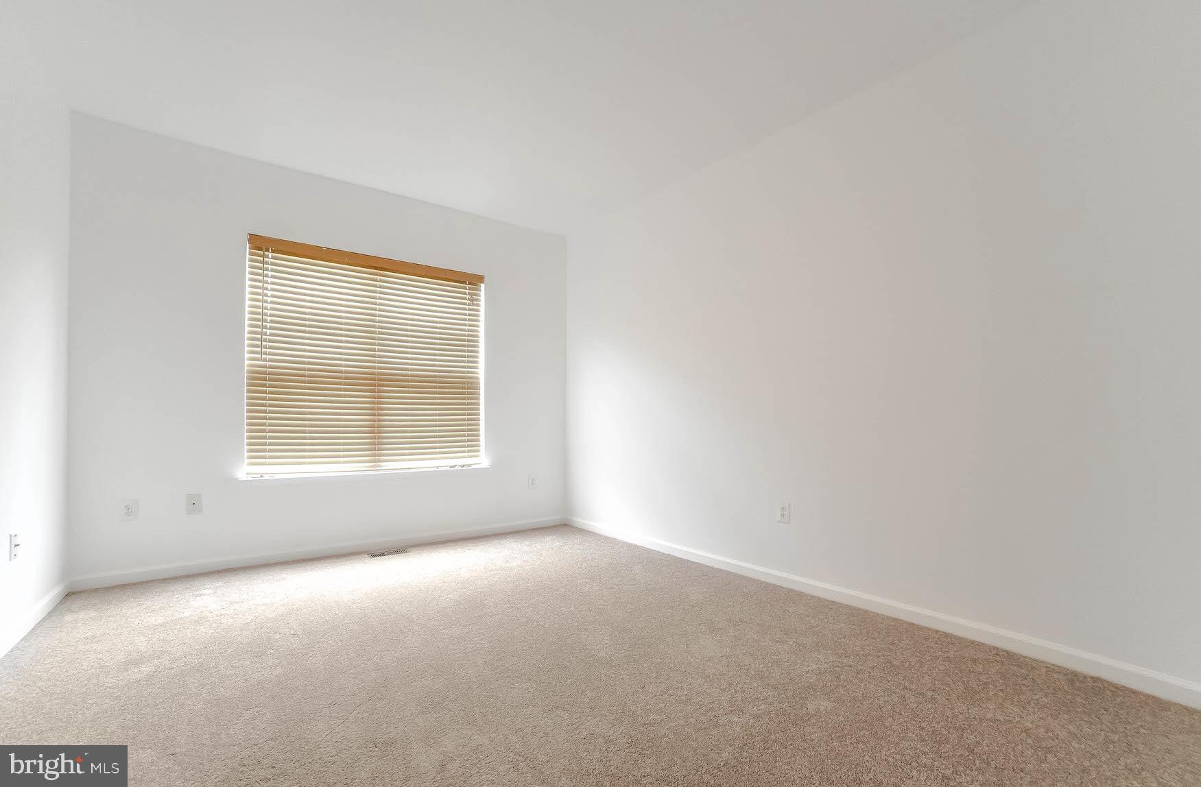 WESTBURY WEST - Residential Lease