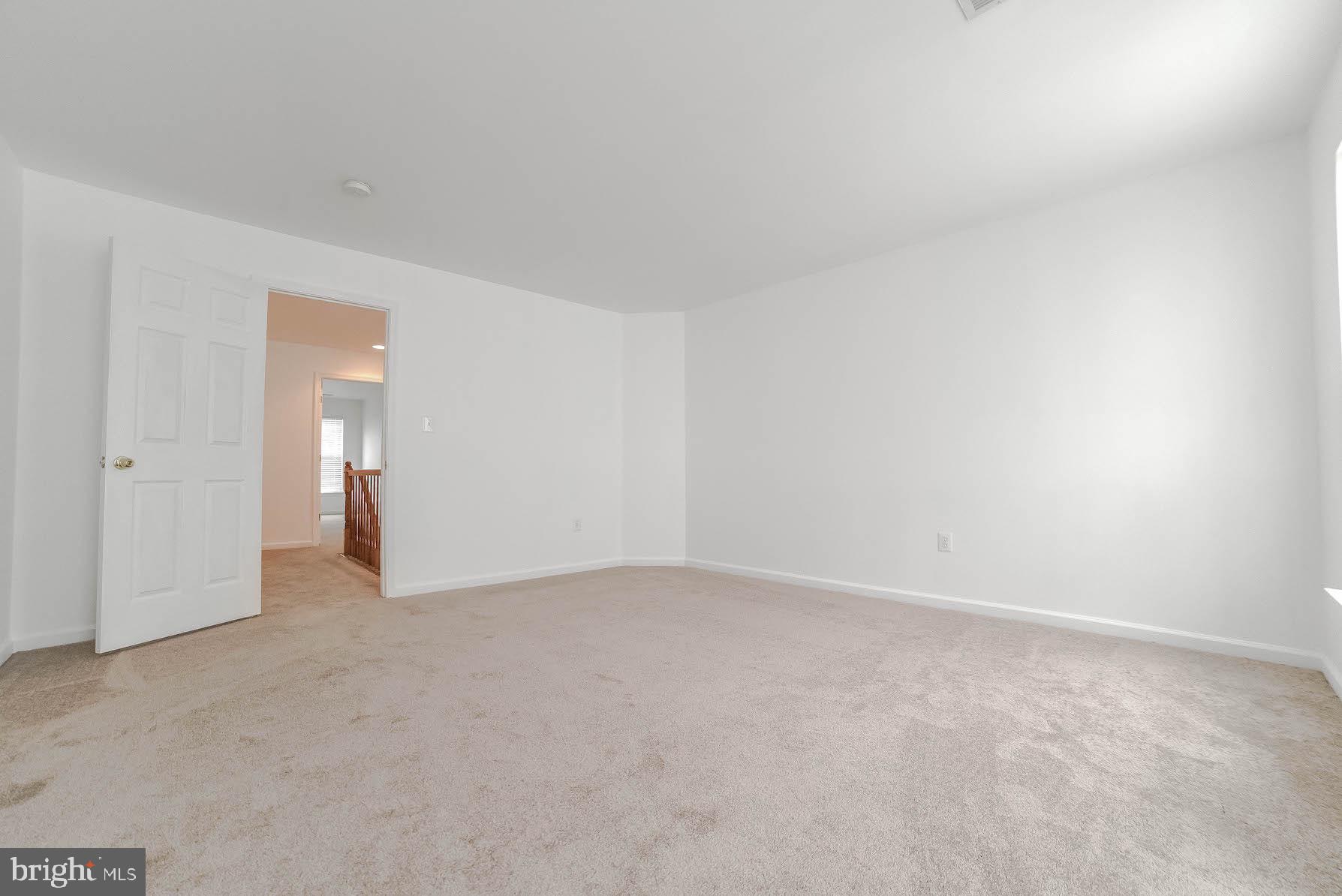 WESTBURY WEST - Residential Lease