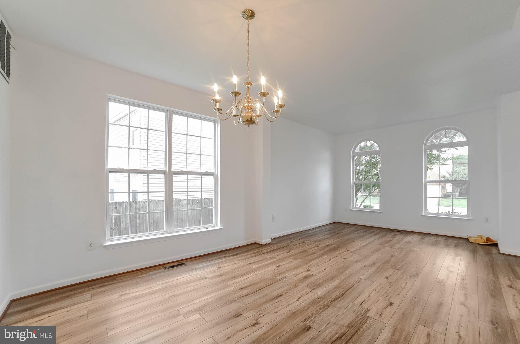 WESTBURY WEST - Residential Lease