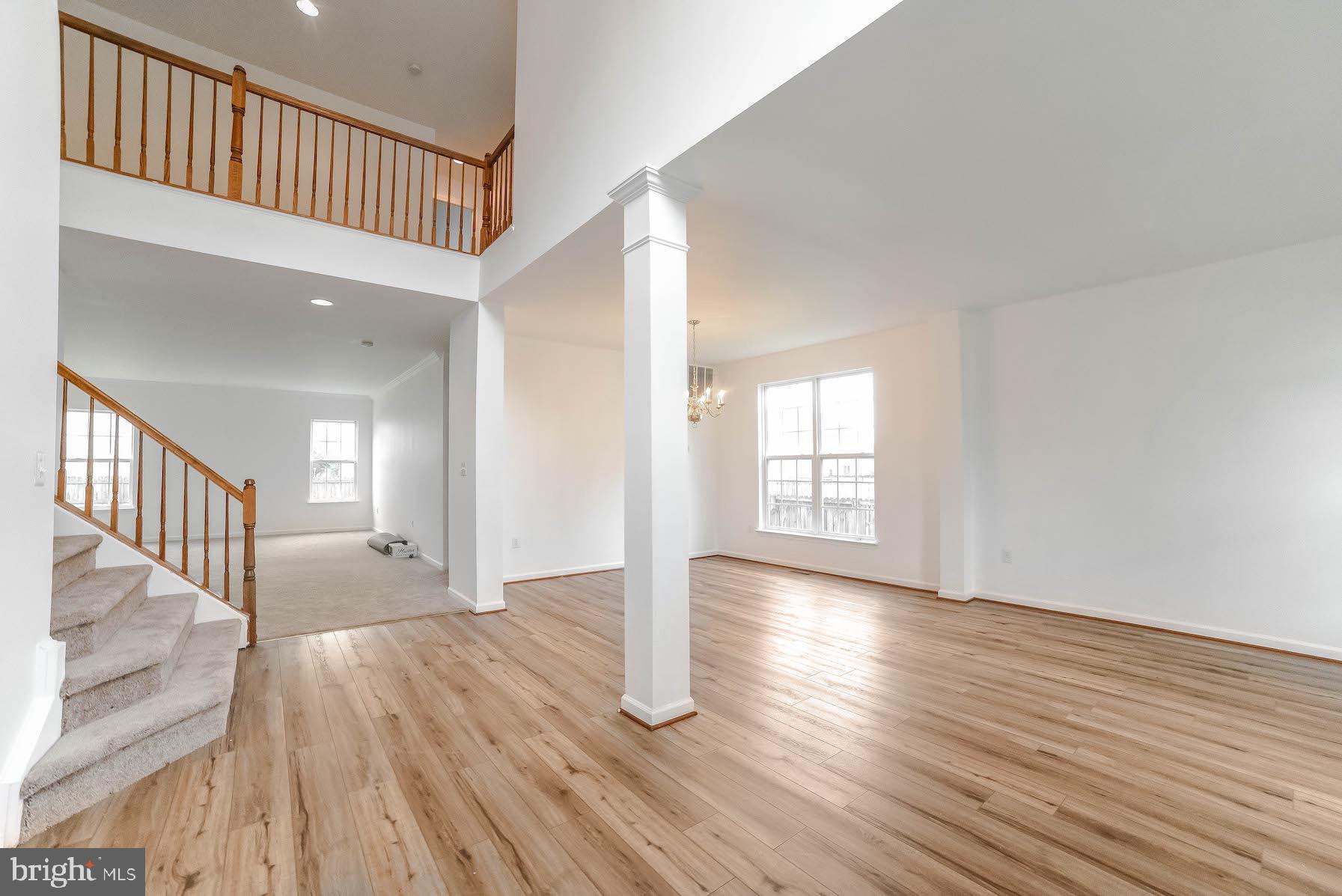 WESTBURY WEST - Residential Lease