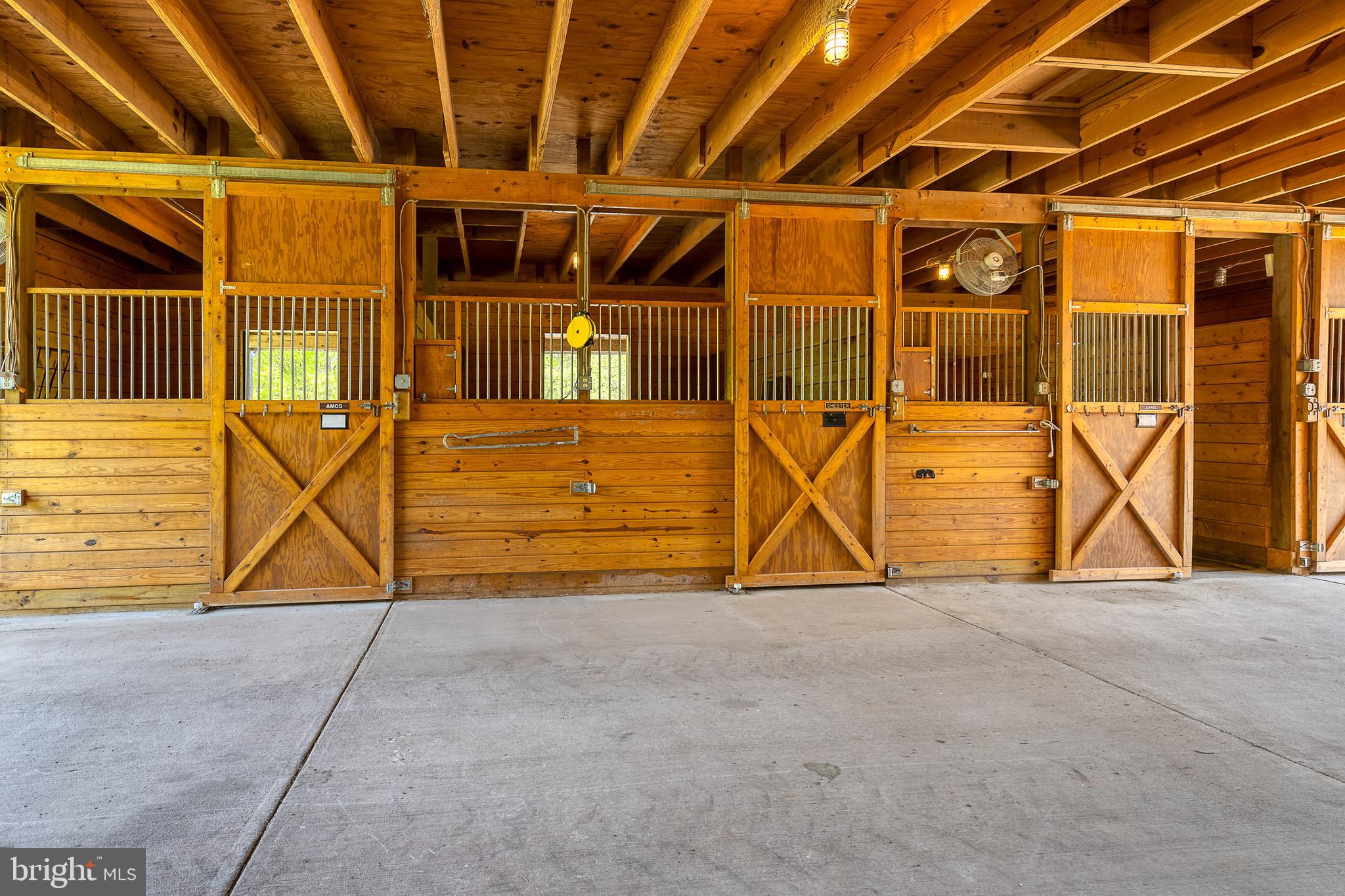 SADDLE RIDGE FARMS - Residential