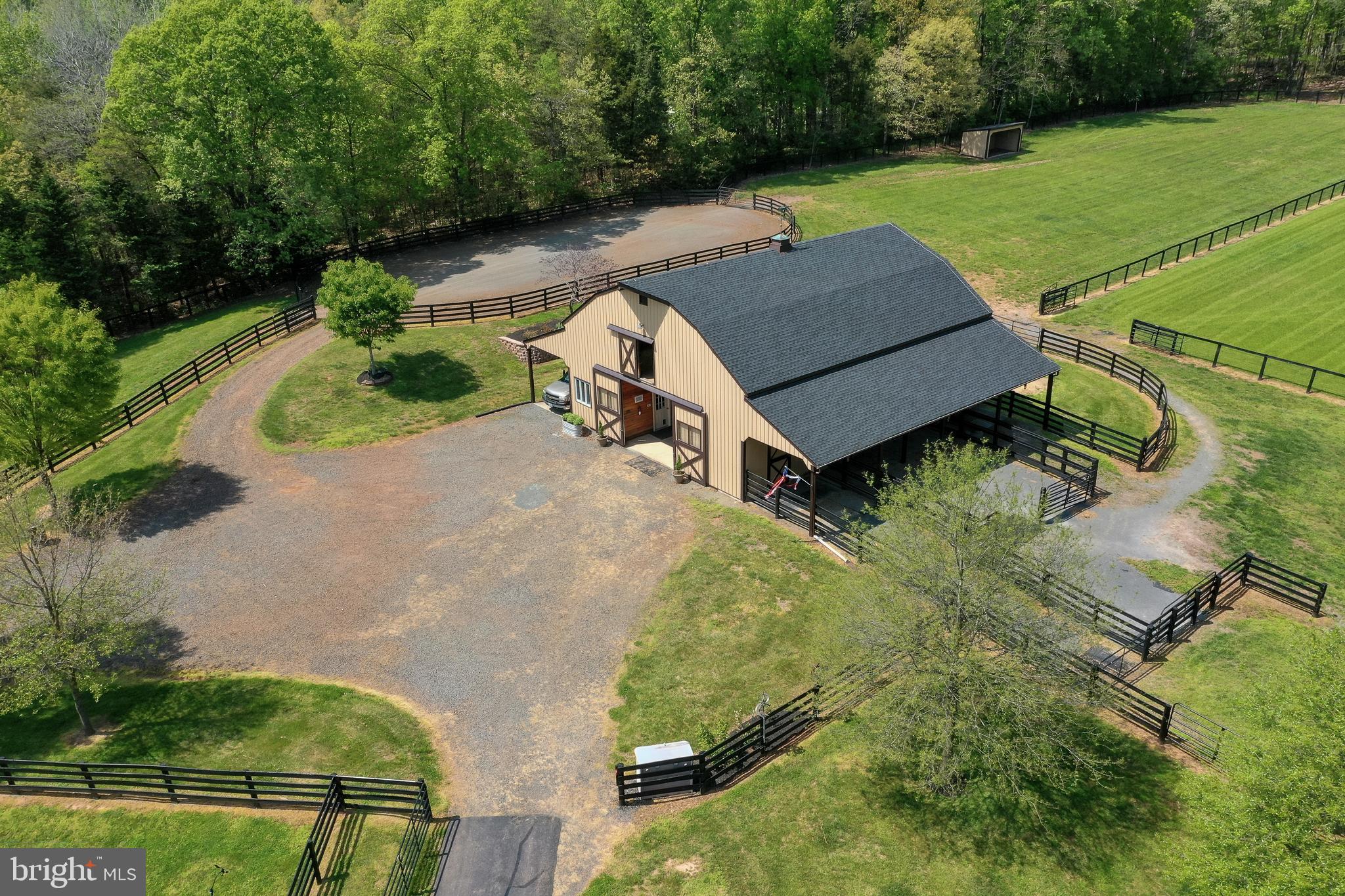 SADDLE RIDGE FARMS - Residential