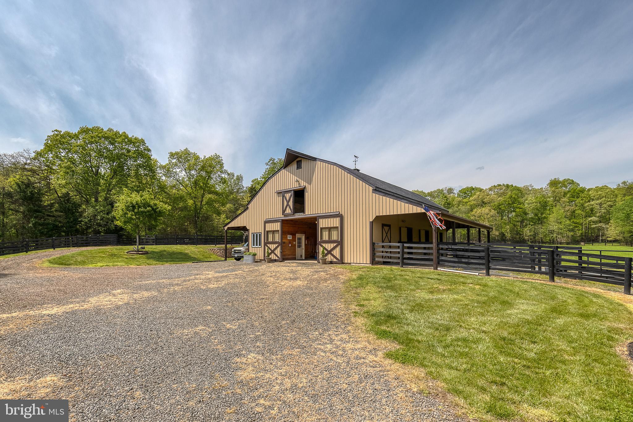 SADDLE RIDGE FARMS - Residential