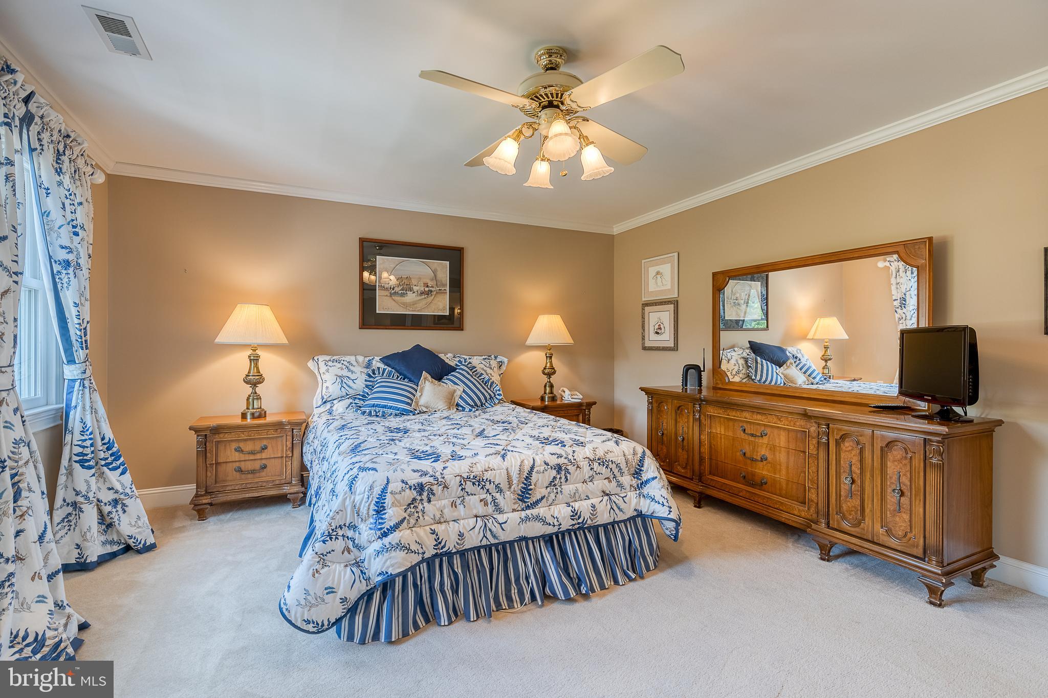 SADDLE RIDGE FARMS - Residential