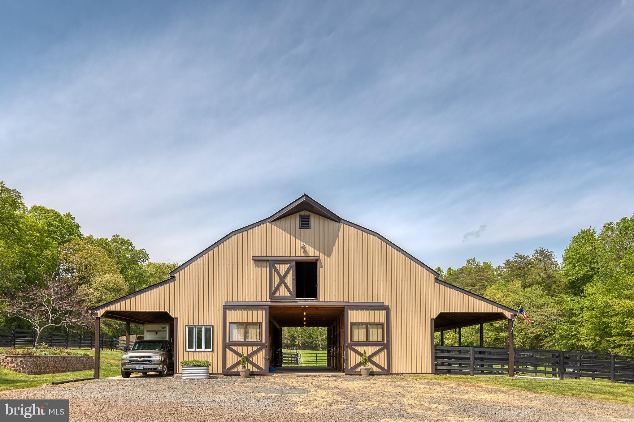 SADDLE RIDGE FARMS - Residential