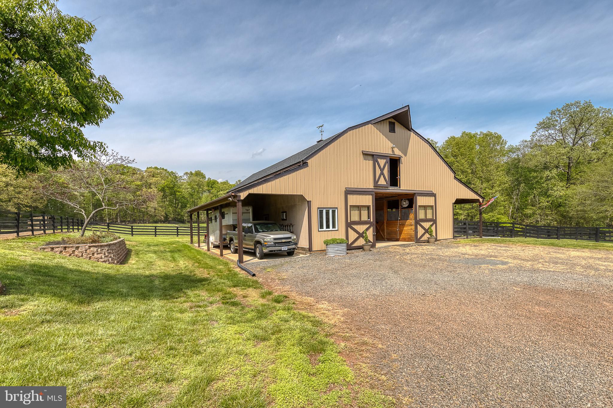 SADDLE RIDGE FARMS - Residential